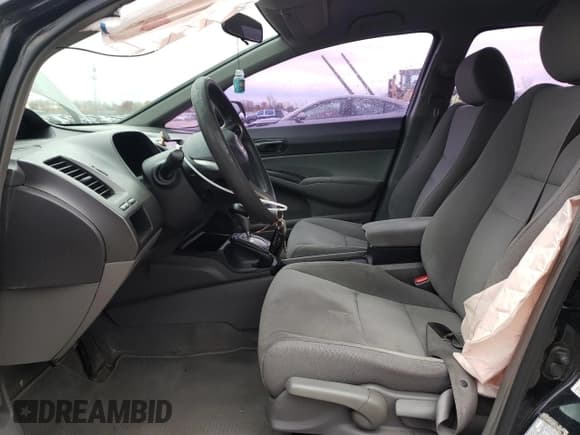 ✅ 2009 Honda Civic DX-G • VIN: 2HGFA16469H104686 • Lot: 91329455. Listed on Copart with 287,135 mi. Free auction sales archive from the USA and detailed vehicle history report at DreamBid. Image 7.