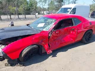 2014 Dodge Challenger R/T z VIN 2C3CDYBT0EH152777, wystawiony jako IAAI lot #42942496 z przebiegiem Nie podano mil oraz . Historia ofert i sprzedaży dostępna na DreamBid. Obrazek 6.