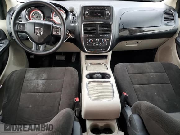 ✅ 2012 Dodge Grand Caravan SXT • VIN: 2C4RDGCG1CR246935 • Lot: 90071635. Wystawiony na Copart z przebiegiem 201 402 mil. Bezpłatny archiwum sprzedaży aukcyjnych z USA i szczegółowy raport historii pojazdu na DreamBid. Zdjęcie 8.