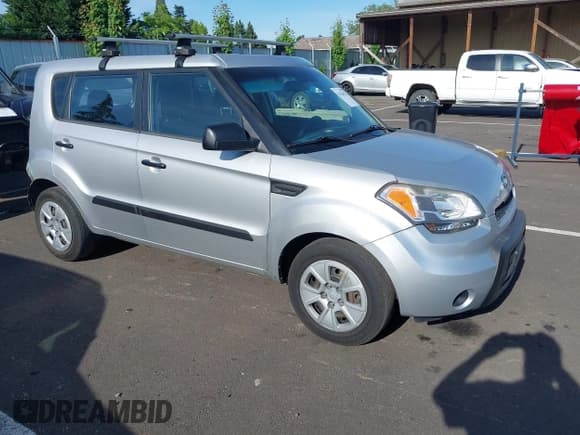 ✅ 2011 Kia Soul • VIN: KNDJT2A1XB7717594 • Лот: 42426472. Опубликован ранее на IAAI с пробегом 136 767 миль. Бесплатный доступ к архиву аукционных продаж из США и подробный отчёт об истории автомобиля на DreamBid. Изображение 1.