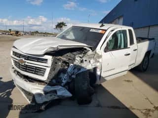 2015 Chevrolet Silverado 1500 LT с VIN 1GCVKREH0FZ438119, выставлен на аукционе Copart как лот 84739865 с пробегом 181 585 миль миль и Списание • Salvage title. История ставок и продаж доступна на DreamBid. Изображение 1.