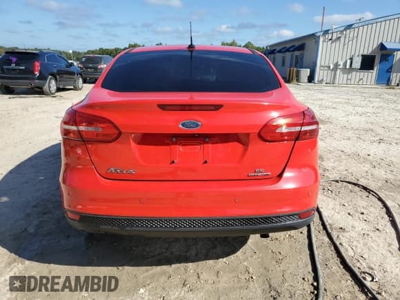 ✅ 2016 Ford Focus SE • VIN: 1FADP3F24GL345974 • Lot: 81504755. Listed on Copart with 117,541 mi. Free auction sales archive from the USA and detailed vehicle history report at DreamBid. Image 6.