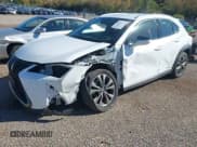 ✅ 2021 Lexus UX 250h F Sport • VIN: JTHE9JBH4M2049487 • Lot: 43488657. Wystawiony na IAAI z przebiegiem 39 327 mil. Bezpłatny archiwum sprzedaży aukcyjnych z USA i szczegółowy raport historii pojazdu na DreamBid. Zdjęcie 2.