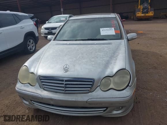✅ 2005 Mercedes-Benz C 320 • VIN: WDBRF84J65F558543 • Лот: 43132153. Опубликован ранее на IAAI с пробегом 112 818 миль. Бесплатный доступ к архиву аукционных продаж из США и подробный отчёт об истории автомобиля на DreamBid. Изображение 6.