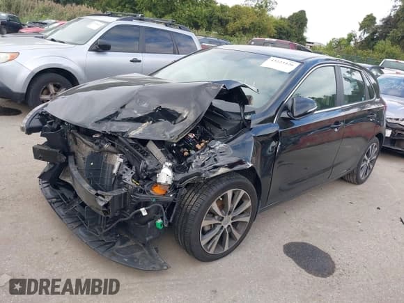 ✅ 2018 Hyundai Elantra • VIN: KMHH35LE5JU029790 • Lot: 43223426. Listed on IAAI with 121,262 mi. Free auction sales archive from the USA and detailed vehicle history report at DreamBid. Image 18.