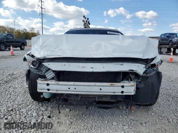 ✅ 2017 Ford Mustang EcoBoost Premium • VIN: 1FATP8UH0H5220279 • Lot: 82442125. Wystawiony na Copart z przebiegiem 175 012 mil. Bezpłatny archiwum sprzedaży aukcyjnych z USA i szczegółowy raport historii pojazdu na DreamBid. Zdjęcie 5.