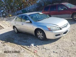 2006 Honda Accord LX с VIN 1HGCM564X6A164305, выставлен на аукционе IAAI как лот 43556136 с пробегом 189 955 миль миль и . История ставок и продаж доступна на DreamBid. Изображение 1.