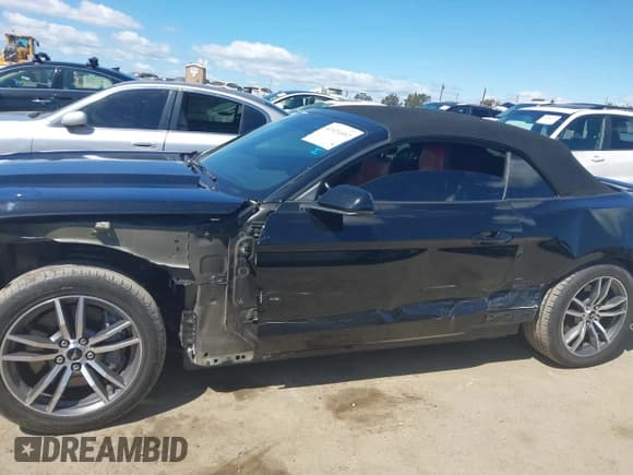 ✅ 2015 Ford Mustang GT Premium • VIN: 1FATP8FFXF5413662 • Lot: 41921692. Listed on IAAI with 62,667 mi. Free auction sales archive from the USA and detailed vehicle history report at DreamBid. Image 15.
