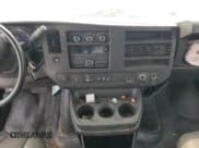 ✅ 2022 Chevrolet Express Cargo • VIN: 1GCWGAFP8N1271101 • Лот: 71620035. Опубликован ранее на Copart с пробегом Не указан. Бесплатный доступ к архиву аукционных продаж из США и подробный отчёт об истории автомобиля на DreamBid. Изображение 8.