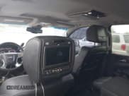 ✅ 2015 GMC Yukon XL SLT • VIN: 1GKS1HKC7FR645636 • Lot: 42093086. Wystawiony na IAAI z przebiegiem 206 189 mil. Bezpłatny archiwum sprzedaży aukcyjnych z USA i szczegółowy raport historii pojazdu na DreamBid. Zdjęcie 22.