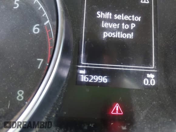 ✅ 2016 Volkswagen Golf TSI S • VIN: 3VWC17AU1GM503786 • Lot: 42120980. Wystawiony na IAAI z przebiegiem 162 996 mil. Bezpłatny archiwum sprzedaży aukcyjnych z USA i szczegółowy raport historii pojazdu na DreamBid. Zdjęcie 15.