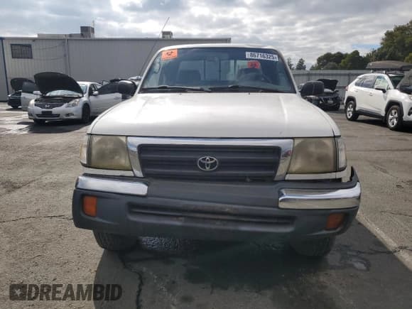 ✅ 1999 Toyota Tacoma • VIN: 4TAWN72N3XZ528677 • Lot: 86716325. Listed on Copart with 196,887 mi. Free auction sales archive from the USA and detailed vehicle history report at DreamBid. Image 5.