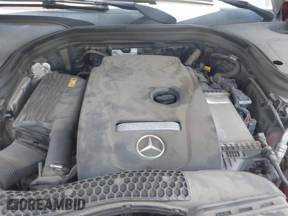✅ 2019 Mercedes-Benz GLC 300 • VIN: WDC0G4JB6KV150715 • Lot: 42277183. Listed on IAAI with 109,335 mi. Free auction sales archive from the USA and detailed vehicle history report at DreamBid. Image 10.