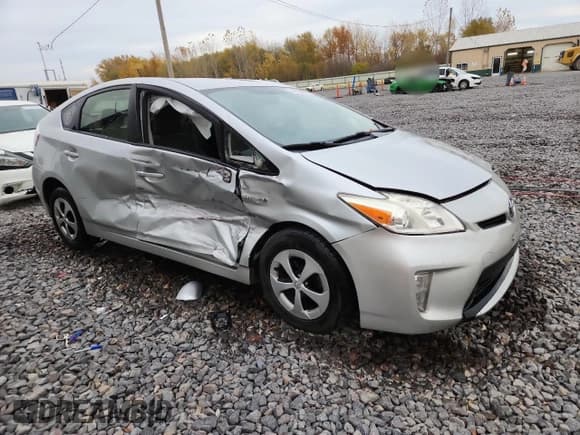 ✅ 2015 Toyota Prius Two • VIN: JTDKN3DU9F0416680 • Lot: 91820505. Listed on Copart with 172,157 mi. Free auction sales archive from the USA and detailed vehicle history report at DreamBid. Image 4.