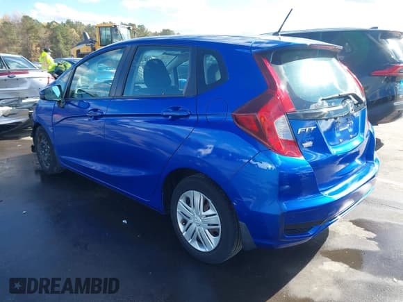 ✅ 2020 Honda Fit LX • VIN: 3HGGK5H4XLM705064 • Лот: 43651603. Опубликован ранее на IAAI с пробегом 50 694 миль. Бесплатный доступ к архиву аукционных продаж из США и подробный отчёт об истории автомобиля на DreamBid. Изображение 3.