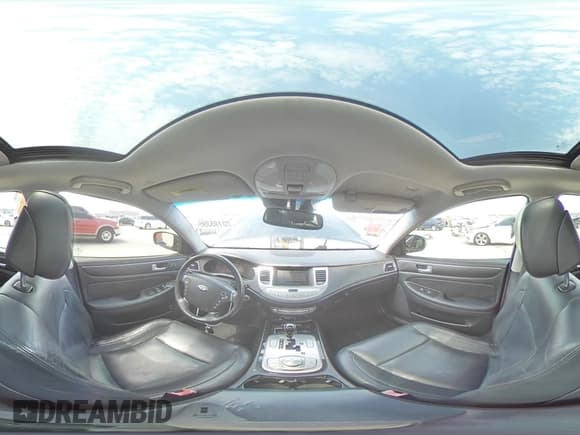 ✅ 2012 Hyundai Genesis 3.8L • VIN: KMHGC4DD0CU200735 • Лот: 70195395. Опубликован ранее на Copart с пробегом 124 954 миль. Бесплатный доступ к архиву аукционных продаж из США и подробный отчёт об истории автомобиля на DreamBid. Изображение 14.