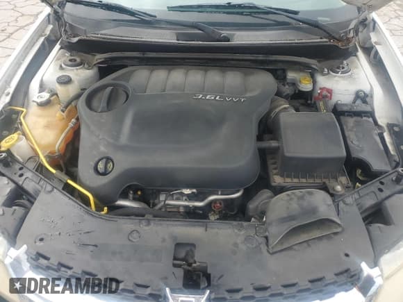 ✅ 2013 Dodge Avenger SE V6 • VIN: 1C3CDZAG7DN512241 • Lot: 85286755. Wystawiony na Copart z przebiegiem 95 954 mil. Bezpłatny archiwum sprzedaży aukcyjnych z USA i szczegółowy raport historii pojazdu na DreamBid. Zdjęcie 11.