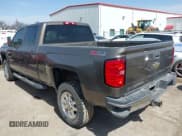 ✅ 2015 Chevrolet Silverado 2500HD LT • VIN: 1GC1KVEG5FF557414 • Lot: 41735823. Wystawiony na IAAI z przebiegiem 271 919 mil. Bezpłatny archiwum sprzedaży aukcyjnych z USA i szczegółowy raport historii pojazdu na DreamBid. Zdjęcie 3.