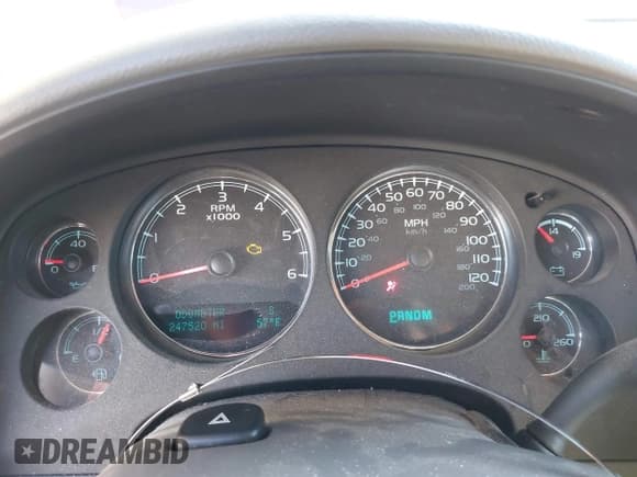 ✅ 2013 Chevrolet Silverado 1500 LTZ • VIN: 3GCPKTE7XDG153213 • Lot: 43458418. Wystawiony na IAAI z przebiegiem 247 520 mil. Bezpłatny archiwum sprzedaży aukcyjnych z USA i szczegółowy raport historii pojazdu na DreamBid. Zdjęcie 7.