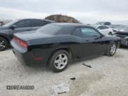 ✅ 2010 Dodge Challenger SE • VIN: 2B3CJ4DV6AH208745 • Lot: 89156065. Wystawiony na Copart z przebiegiem 200 603 mil. Bezpłatny archiwum sprzedaży aukcyjnych z USA i szczegółowy raport historii pojazdu na DreamBid. Zdjęcie 3.