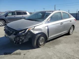 ✅ 2021 Hyundai Accent SE • VIN: 3KPC24A65ME149535 • Лот: 80064374. Опубликован ранее на Copart с пробегом 49 711 миль. Бесплатный доступ к архиву аукционных продаж из США и подробный отчёт об истории автомобиля на DreamBid. Изображение 1.