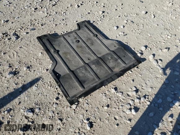 ✅ 2018 Audi Q3 Premium Plus • VIN: WA1JCCFS5JR016255 • Lot: 56243195. Wystawiony na Copart z przebiegiem 80 605 mil. Bezpłatny archiwum sprzedaży aukcyjnych z USA i szczegółowy raport historii pojazdu na DreamBid. Zdjęcie 12.