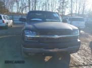 ✅ 2004 Chevrolet Silverado 2500HD LS • VIN: 1GCHK29224E242665 • Lot: 41378387. Wystawiony na IAAI z przebiegiem Nie podano. Bezpłatny archiwum sprzedaży aukcyjnych z USA i szczegółowy raport historii pojazdu na DreamBid. Zdjęcie 12.