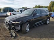 ✅ 2019 Audi Q8 Premium • VIN: WA1AVAF11KD011378 • Lot: 85109425. Wystawiony na Copart z przebiegiem 63 970 mil. Bezpłatny archiwum sprzedaży aukcyjnych z USA i szczegółowy raport historii pojazdu na DreamBid. Zdjęcie 1.