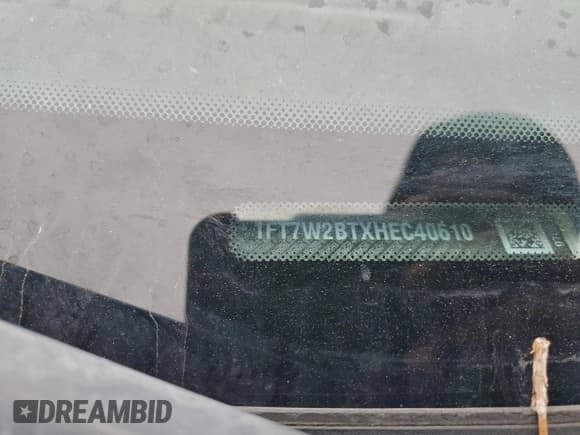 ✅ 2017 Ford F-250 Lariat • VIN: 1FT7W2BTXHEC40610 • Lot: 95947835. Wystawiony na Copart z przebiegiem 208 897 mil. Bezpłatny archiwum sprzedaży aukcyjnych z USA i szczegółowy raport historii pojazdu na DreamBid. Zdjęcie 13.