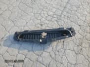 ✅ 2022 Chevrolet Silverado 1500 RST • VIN: 1GCUYEED2NZ234971 • Lot: 92379515. Wystawiony na Copart z przebiegiem 57 586 mil. Bezpłatny archiwum sprzedaży aukcyjnych z USA i szczegółowy raport historii pojazdu na DreamBid. Zdjęcie 12.