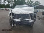 ✅ 2008 Chevrolet Silverado 2500HD 1LT • VIN: 1GCHC23628F109249 • Lot: 67778645. Wystawiony na Copart z przebiegiem 470 222 mil. Bezpłatny archiwum sprzedaży aukcyjnych z USA i szczegółowy raport historii pojazdu na DreamBid. Zdjęcie 5.