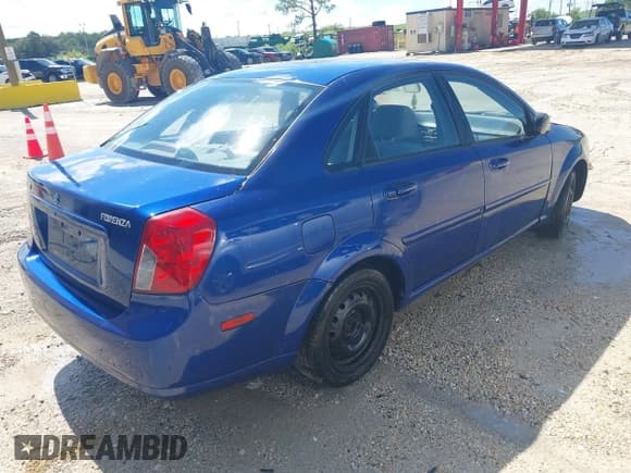 ✅ 2007 Suzuki Forenza • VIN: KL5JD56ZX7K699864 • Лот: 42722241. Опубликован ранее на IAAI с пробегом 131 897 миль. Бесплатный доступ к архиву аукционных продаж из США и подробный отчёт об истории автомобиля на DreamBid. Изображение 4.