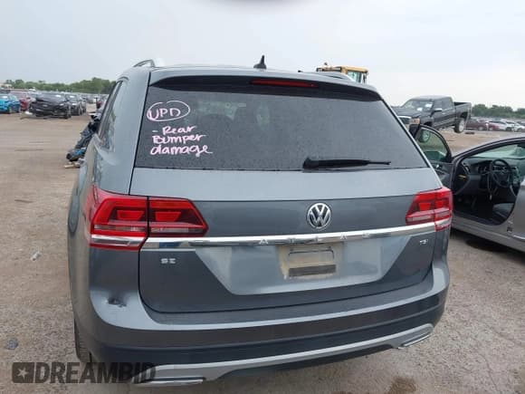 ✅ 2018 Volkswagen Atlas SE • VIN: 1V2DP2CAXJC600178 • Lot: 42929529. Listed on IAAI with 96,326 mi. Free auction sales archive from the USA and detailed vehicle history report at DreamBid. Image 16.