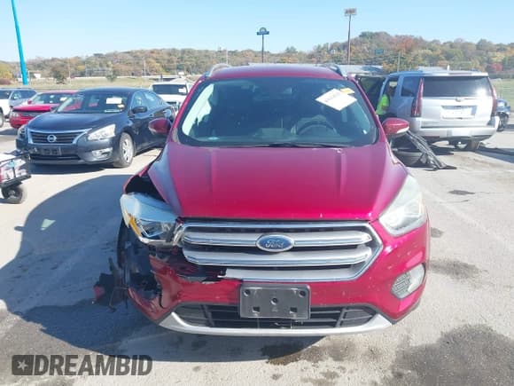 ✅ 2017 Ford Escape Titanium • VIN: 1FMCU0JD7HUD76343 • Lot: 43614129. Wystawiony na IAAI z przebiegiem 141 525 mil. Bezpłatny archiwum sprzedaży aukcyjnych z USA i szczegółowy raport historii pojazdu na DreamBid. Zdjęcie 12.