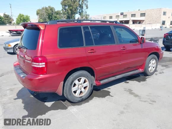 2002 Toyota Highlander with VIN JTEGF21A220054818, listed as a IAAI auction lot 42654545 with 267,286 mi miles and . Bid and sale history available at DreamBid. Image 4.
