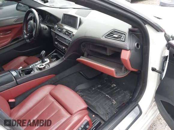 ✅ 2014 BMW 6 Series 650i • VIN: WBA6B2C55ED129596 • Lot: 41927727. Listed on IAAI with Not provided. Free auction sales archive from the USA and detailed vehicle history report at DreamBid. Image 5.