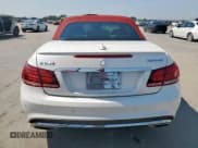 ✅ 2016 Mercedes-Benz E 550 • VIN: WDDKK7DF5GF329848 • Лот: 67625575. Опубликован ранее на Copart с пробегом 97 107 миль. Бесплатный доступ к архиву аукционных продаж из США и подробный отчёт об истории автомобиля на DreamBid. Изображение 6.