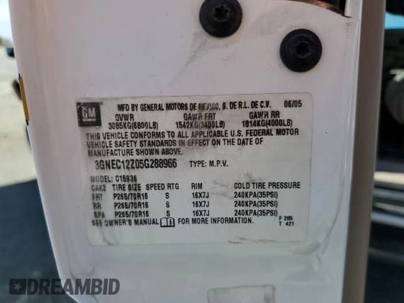 ✅ 2005 Chevrolet Avalanche LS • VIN: 3GNEC12Z05G288966 • Lot: 68037135. Listed on Copart with 164,198 mi. Free auction sales archive from the USA and detailed vehicle history report at DreamBid. Image 12.