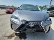 ✅ 2019 Lexus NX 300h • VIN: JTJBJRBZ2K2118545 • Lot: 65592715. Wystawiony na Copart z przebiegiem 72 023 mil. Bezpłatny archiwum sprzedaży aukcyjnych z USA i szczegółowy raport historii pojazdu na DreamBid. Zdjęcie 5.
