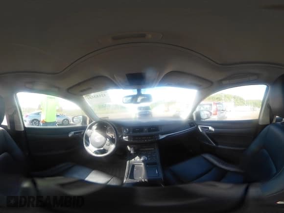 ✅ 2014 Lexus CT 200h • VIN: JTHKD5BH5E2203375 • Lot: 42183224. Wystawiony na IAAI z przebiegiem 186 696 mil. Bezpłatny archiwum sprzedaży aukcyjnych z USA i szczegółowy raport historii pojazdu na DreamBid. Zdjęcie 18.