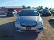 ✅ 2018 Honda Odyssey EX-L • VIN: 5FNRL6H71JB083993 • Lot: 43352666. Wystawiony na IAAI z przebiegiem 100 192 mil. Bezpłatny archiwum sprzedaży aukcyjnych z USA i szczegółowy raport historii pojazdu na DreamBid. Zdjęcie 13.