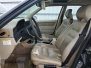 ✅ 1997 Volvo 850 GT • VIN: YV1LS5549V1357155 • Lot: 54494985. Wystawiony na Copart z przebiegiem 256 584 mil. Bezpłatny archiwum sprzedaży aukcyjnych z USA i szczegółowy raport historii pojazdu na DreamBid. Zdjęcie 7.