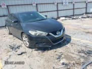 ✅ 2017 Nissan Maxima Platinum • VIN: 1N4AA6AP4HC388091 • Lot: 42698480. Wystawiony na IAAI z przebiegiem 127 376 mil. Bezpłatny archiwum sprzedaży aukcyjnych z USA i szczegółowy raport historii pojazdu na DreamBid. Zdjęcie 1.