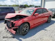 ✅ 2017 Chrysler 300 S • VIN: 2C3CCABG4HH596990 • Лот: 70430024. Опубликован ранее на Copart с пробегом 102 679 миль. Бесплатный доступ к архиву аукционных продаж из США и подробный отчёт об истории автомобиля на DreamBid. Изображение 1.