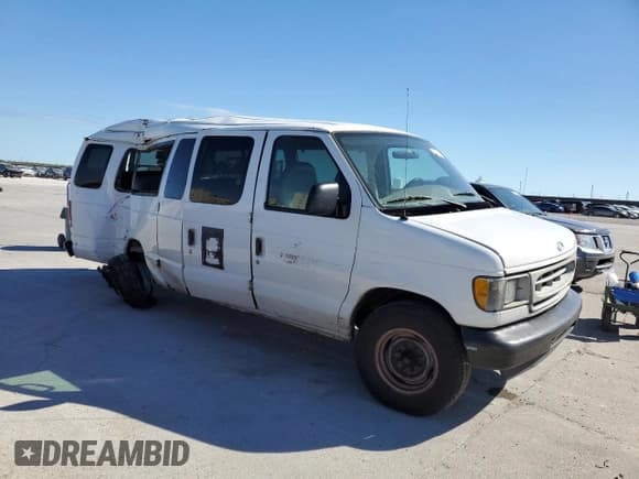 ✅ 2002 Ford Econoline Passenger XL • VIN: 1FBSS31L02HA34591 • Лот: 82196774. Опубликован ранее на Copart с пробегом 274 031 миль. Бесплатный доступ к архиву аукционных продаж из США и подробный отчёт об истории автомобиля на DreamBid. Изображение 4.