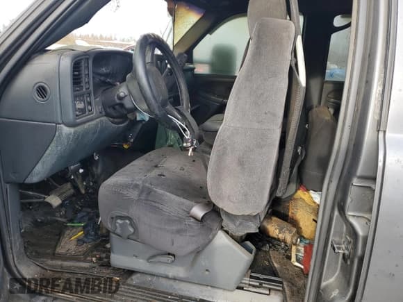 ✅ 2002 Chevrolet Silverado 2500HD LT • VIN: 1GCHK23152F204421 • Лот: 43624485. Опубликован ранее на Copart с пробегом Не указан. Бесплатный доступ к архиву аукционных продаж из США и подробный отчёт об истории автомобиля на DreamBid. Изображение 7.