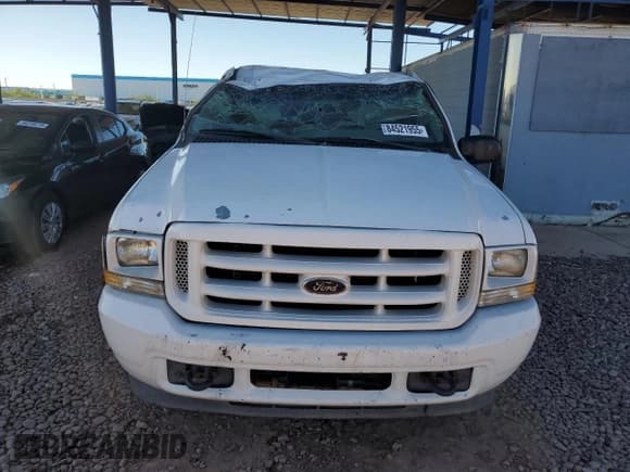 ✅ 2004 Ford F-250 XL • VIN: 3FTNX20L94MA13873 • Lot: 84521955. Wystawiony na Copart z przebiegiem 182 571 mil. Bezpłatny archiwum sprzedaży aukcyjnych z USA i szczegółowy raport historii pojazdu na DreamBid. Zdjęcie 5.