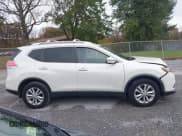 ✅ 2016 Nissan Rogue S • VIN: KNMAT2MV2GP607158 • Lot: 43539052. Wystawiony na IAAI z przebiegiem 110 621 mil. Bezpłatny archiwum sprzedaży aukcyjnych z USA i szczegółowy raport historii pojazdu na DreamBid. Zdjęcie 13.