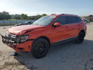 ✅ 2018 Volkswagen Tiguan SEL Premium • VIN: 3VV5B7AX5JM122826 • Лот: 65195945. Опубликован ранее на Copart с пробегом 102 506 миль. Бесплатный доступ к архиву аукционных продаж из США и подробный отчёт об истории автомобиля на DreamBid. Изображение 1.