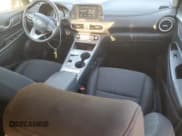 ✅ 2021 Hyundai Kona SEL • VIN: KM8K23AG8MU130716 • Лот: 70741934. Опубликован ранее на Copart с пробегом 68 438 миль. Бесплатный доступ к архиву аукционных продаж из США и подробный отчёт об истории автомобиля на DreamBid. Изображение 8.